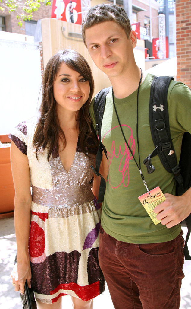 Aubrey Plaza and Michael Cera "Almost Got Married in Vegas" E! Online